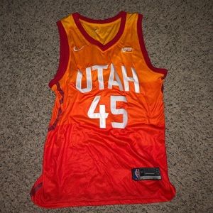 Utah Jazz - Donovan Mitchell Jersey